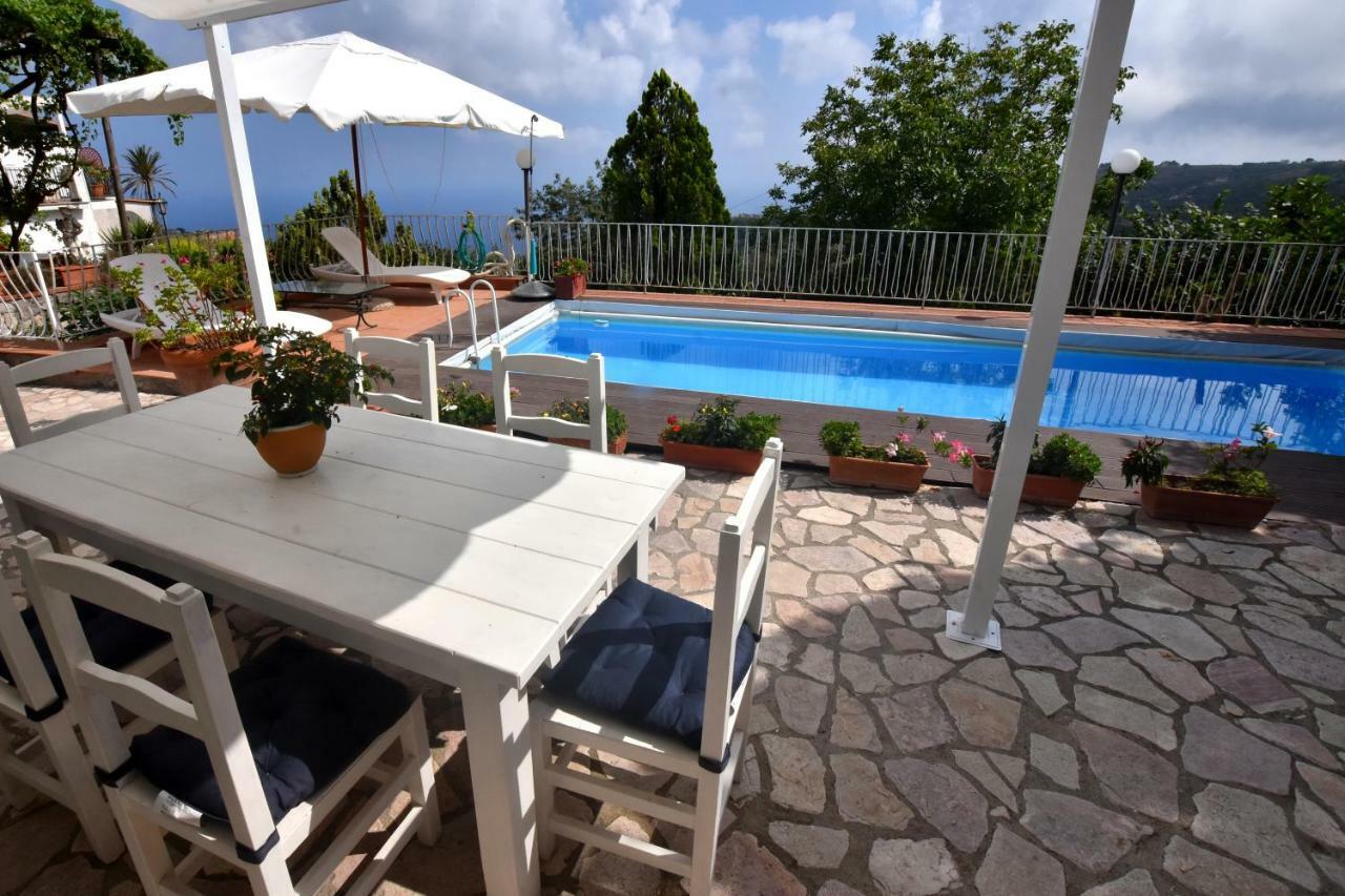 Villa Asia Holiday Home Sant'Agata sui due Golfi Exterior photo